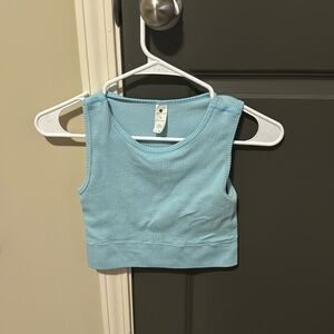 Yogalicious workout crop top size small. Price is negotiable
